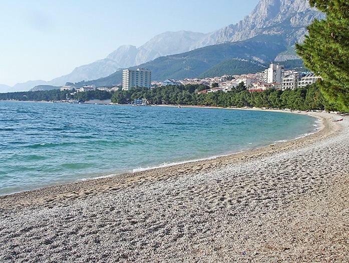 Lora * Makarska