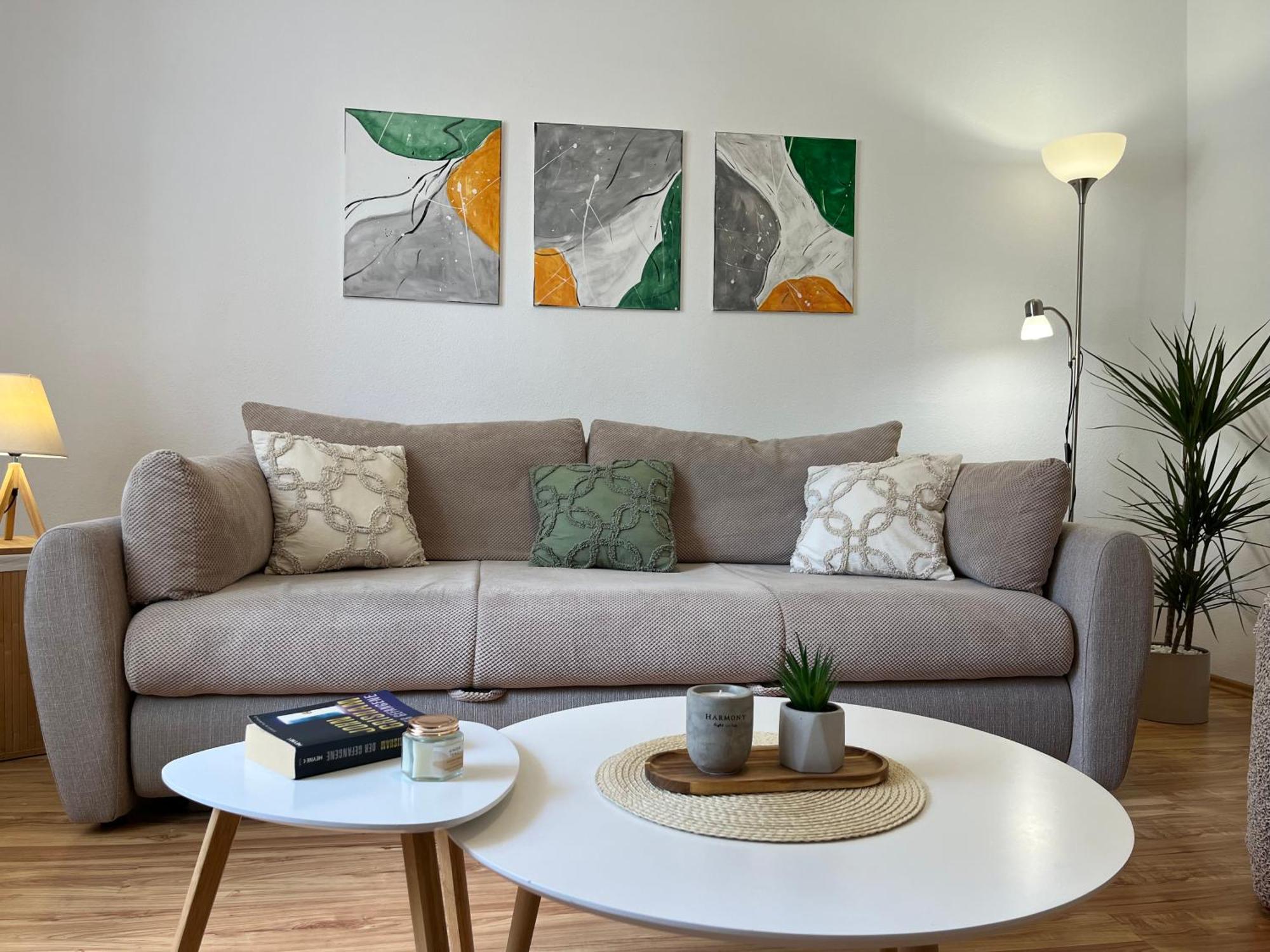 Apartment Lora *