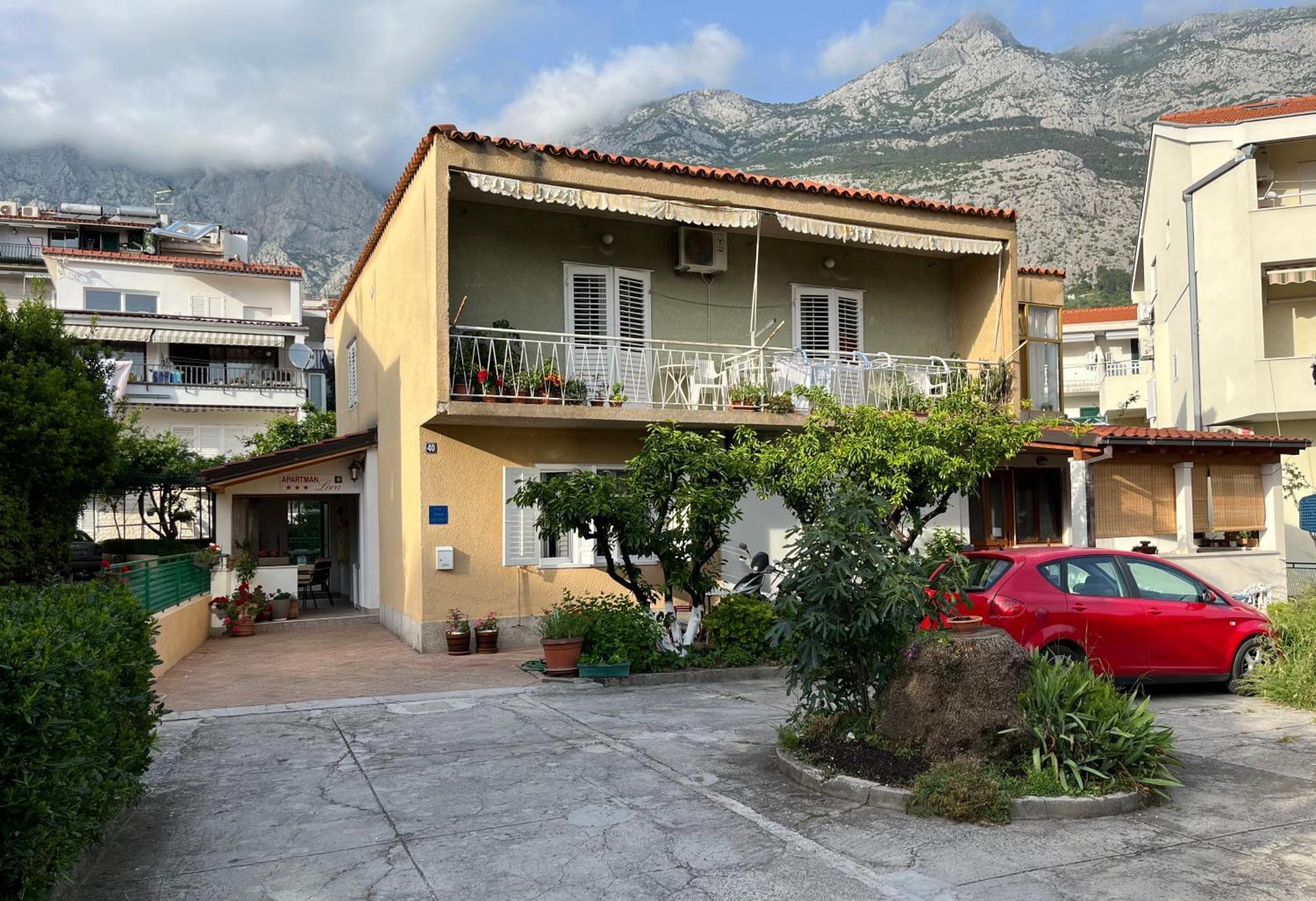 Lora * Makarska